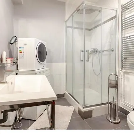 Elysees Apartment *