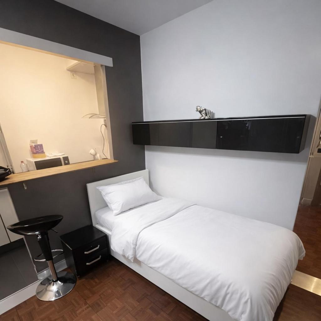 Elysees Apartment
